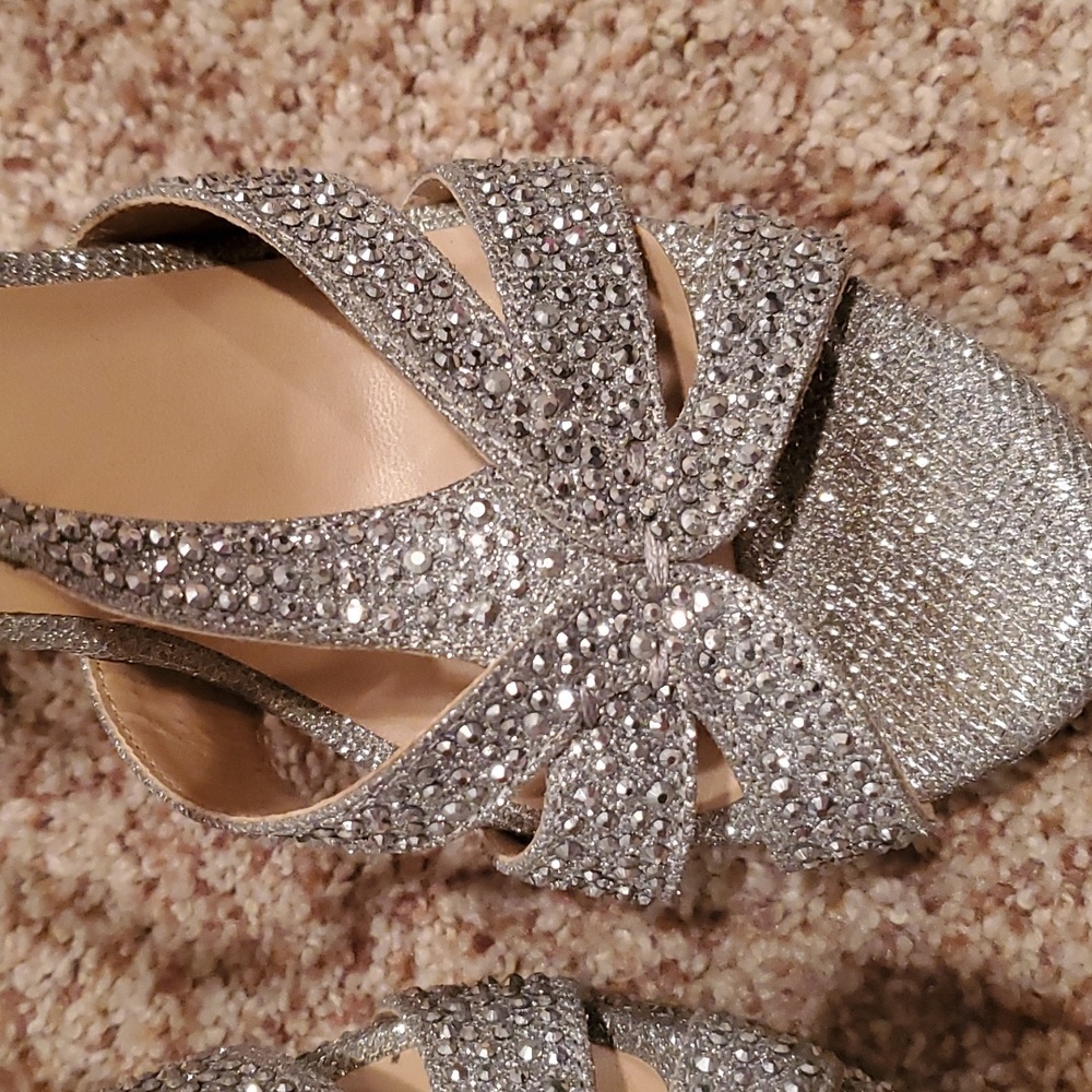 Bling, shiny, silver heels